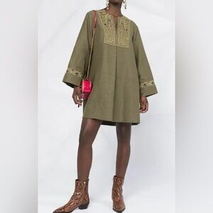 Chloe NWT khaki green mini shift dress. Linen/cotton blend. Size 42